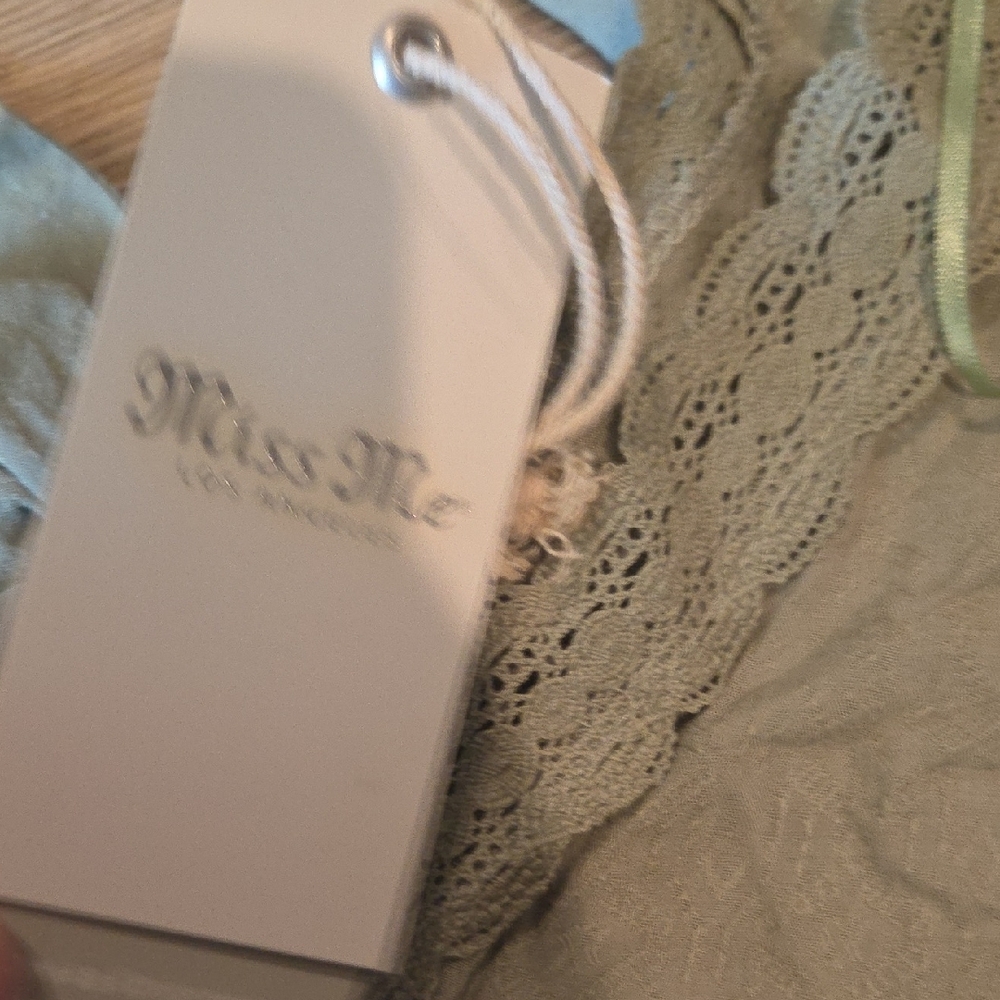 Miss Me Light Green Lace Blouse - Picture 3 of 5